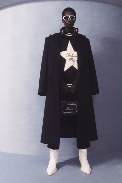 Look 28